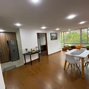 apartamento-junto-a-la-candelaria.hotels-bogota.net/